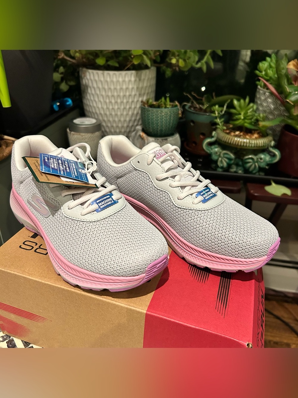 Skechers Women's Go Run Consistent 2.0 fast pace Running Shoes in gray/purple 9